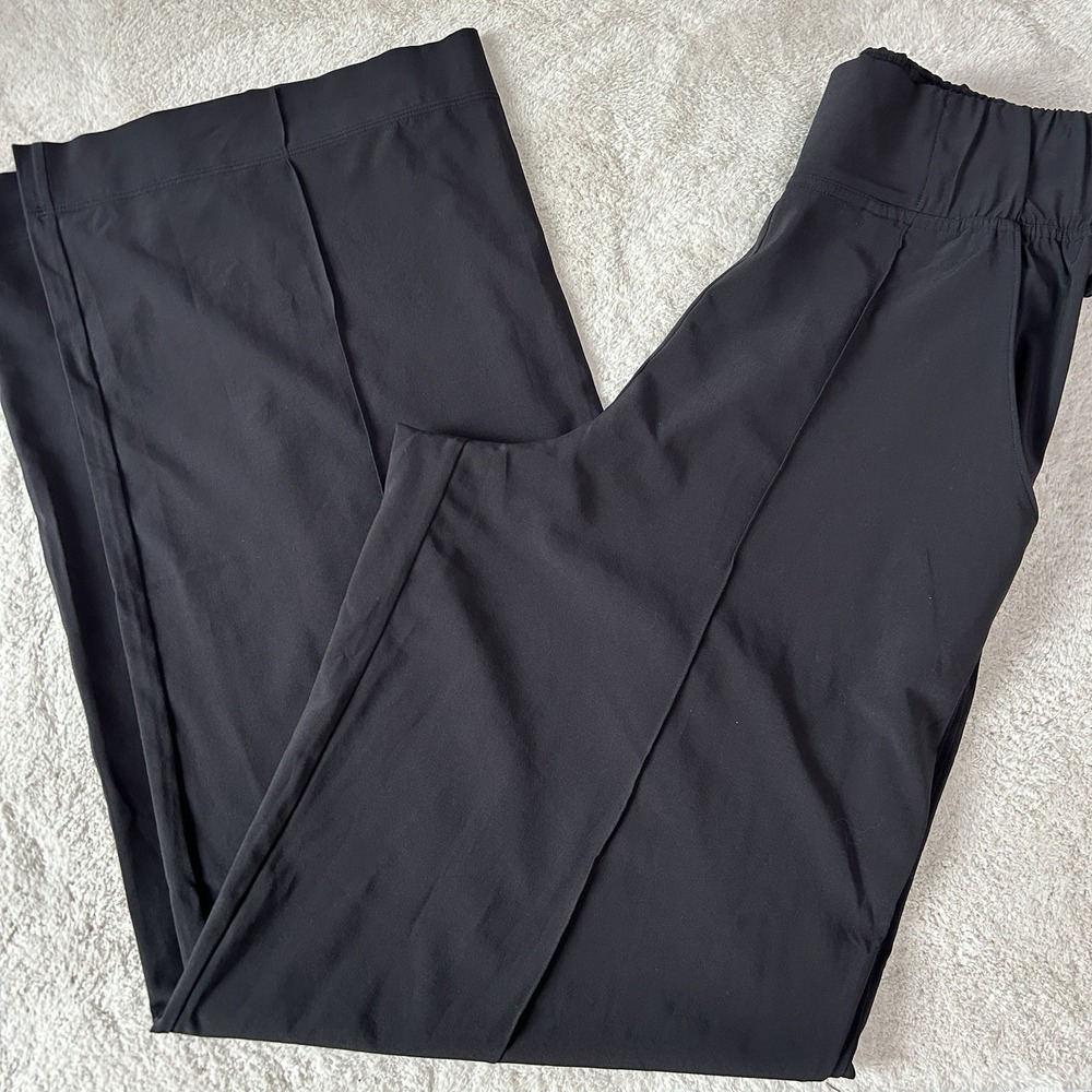 Lululemon Noir Pant Black Relaxed Fit Tie Waist With Pockets Size 4 Wide Leg 31"